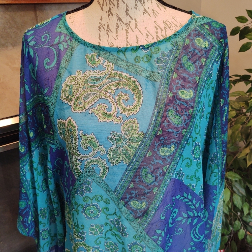 Susan Graver M Semi Sheer Top or Swim Cover! - Picture 4 of 10